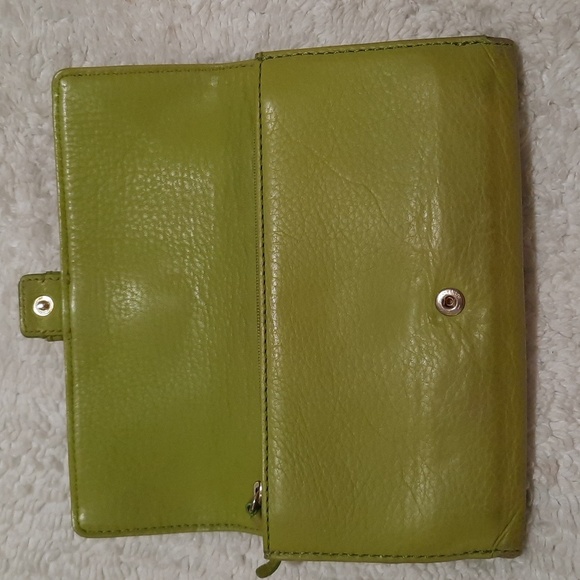 MICHAEL Michael Kors Lime Green Hobo Bag with Tassel & Wallet - Picture 7 of 16